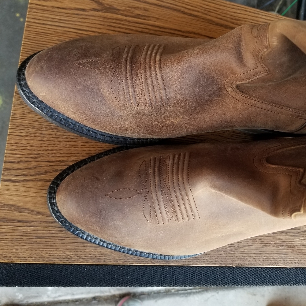 boots ariat